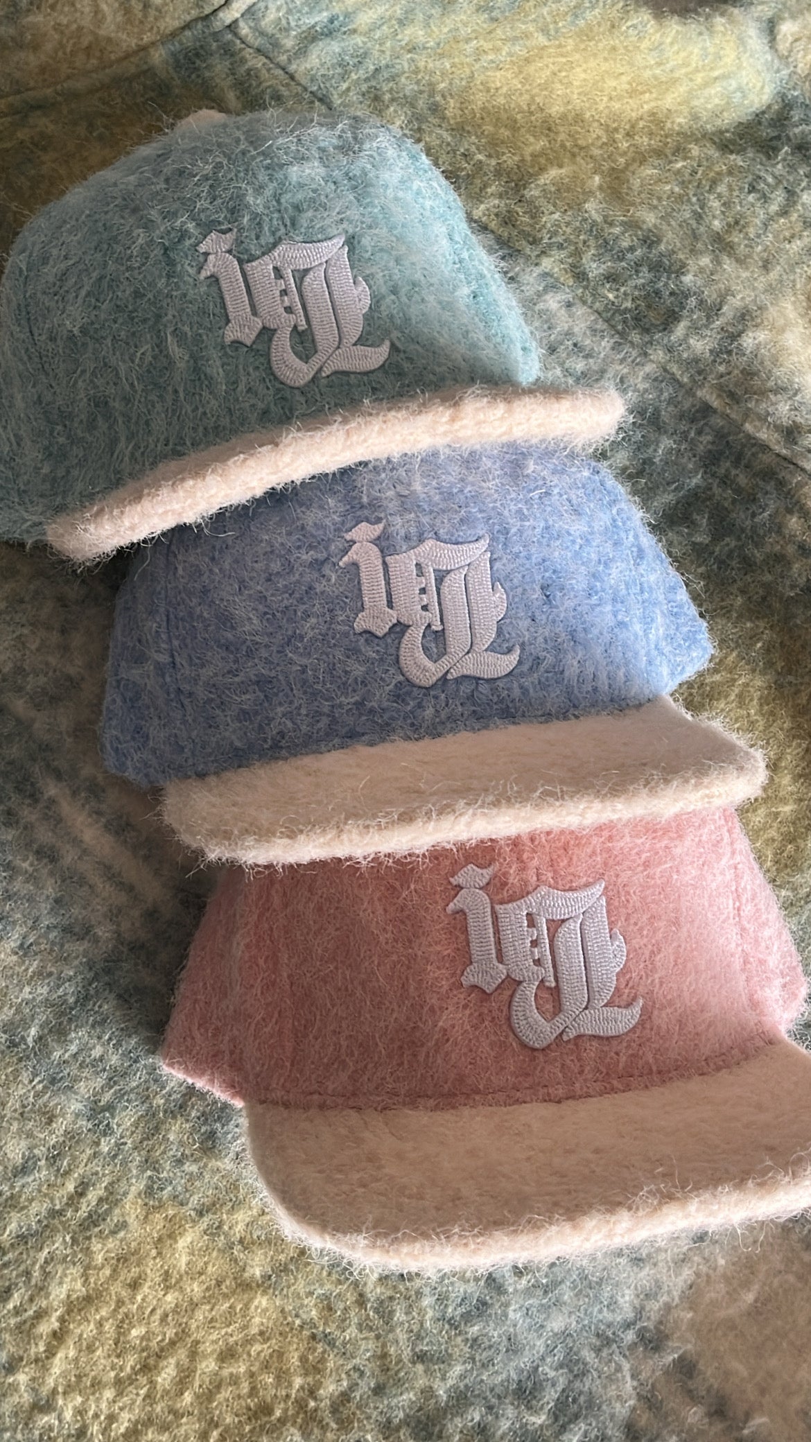 PASTEL ZNAPBACK
